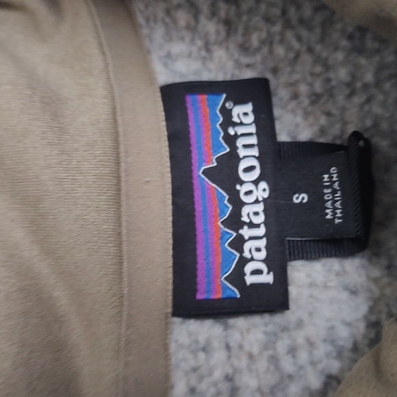 Patagonia lake Tahoe embroidered knit half zip - Picture 5 of 10